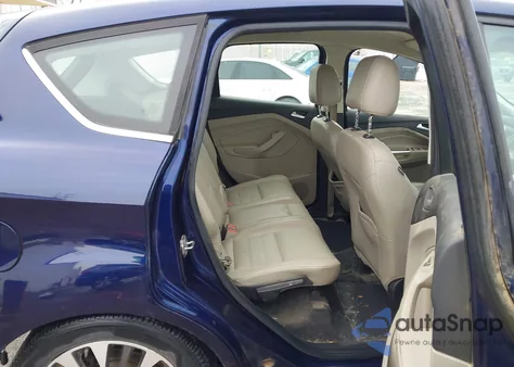 2017 Ford C-Max Hybrid Titanium from USA, damaged, VIN 1FADP5DU8HL103691